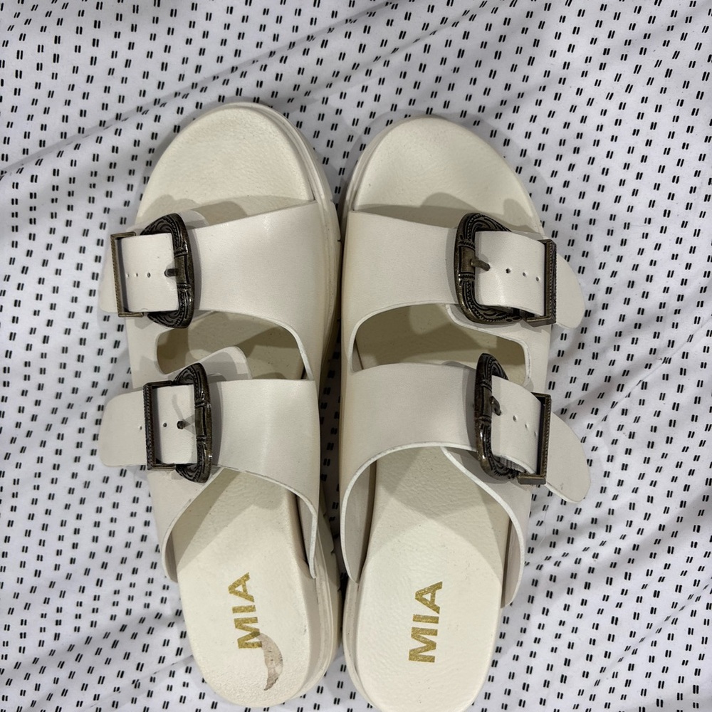 MIA Women's Cream Sandals western size 8